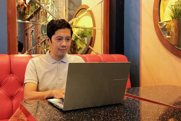 Laptop ASUS Vivobook Go 14 E1404F Rekomendasi laptop untuk pelajar